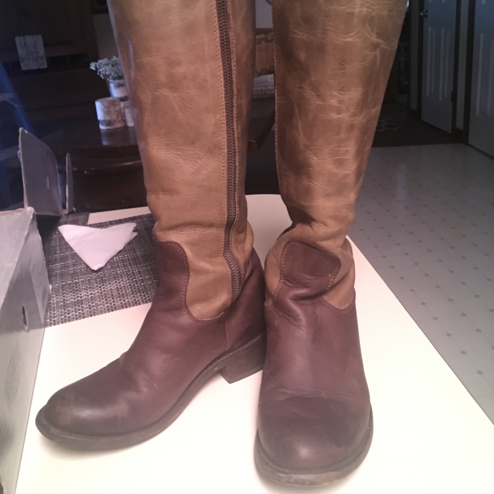 Leather boots